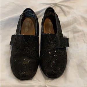 Size 11 Kids Toms